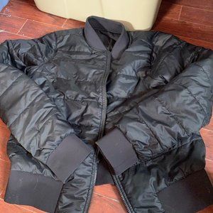 Lululemon Non-Stop Bomber in Black Size 12